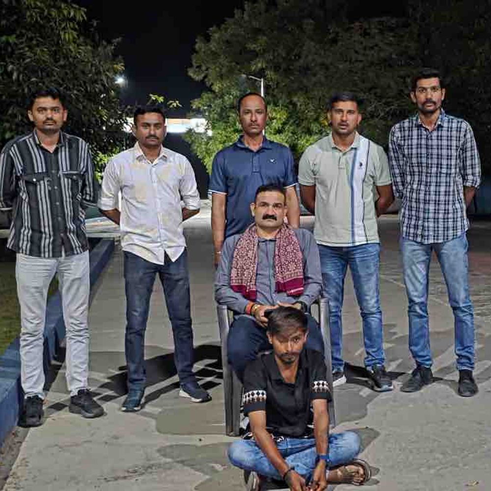 દેવભૂમિ દ્વારકામાં RTO બોગસ લાયસન્સ કૌભાંડનો પર્દાફાશ:એક આરોપી ઝડપાયો, 300થી વધુ લોકોને ઠગ્યા, 12 નકલી લાયસન્સ જપ્ત