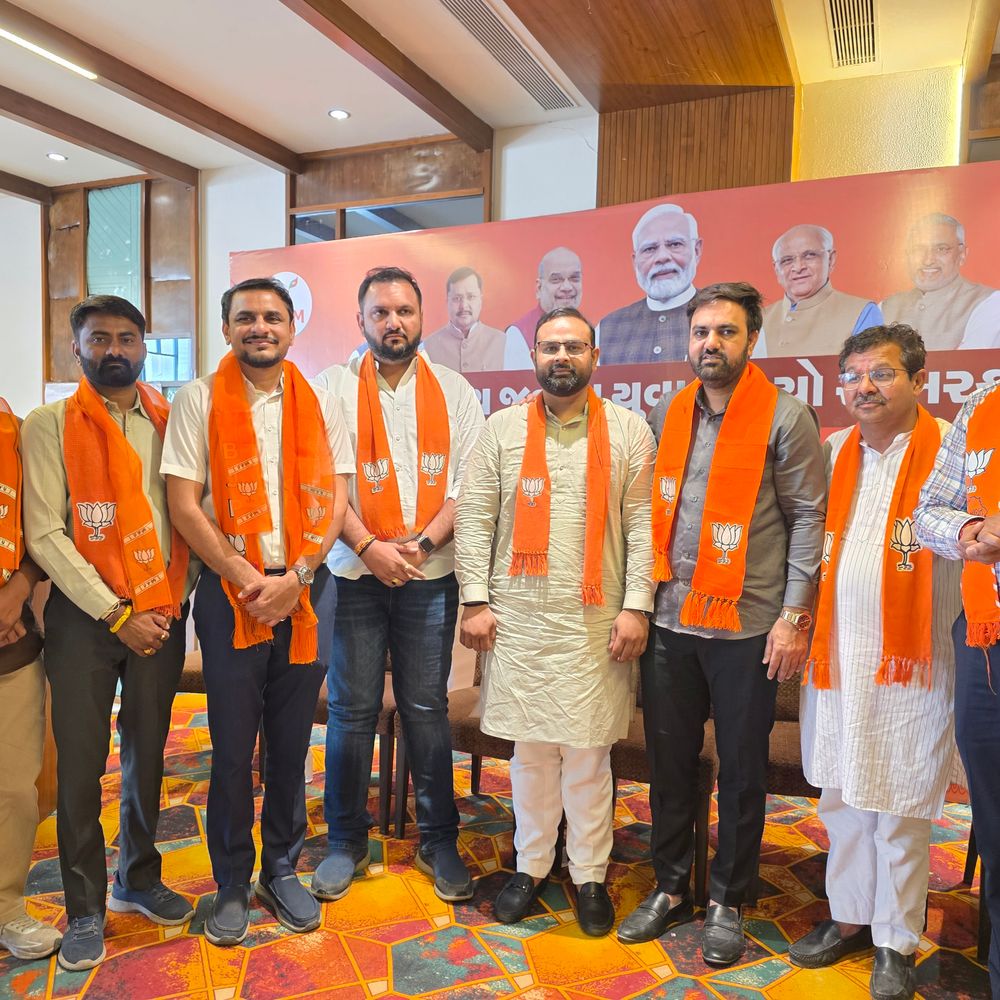 ભાજપ યુવા મોરચા દ્વારા હિંમતનગરમાં સ્થાનિક સ્વરાજ્ય ચૂંટણીની વ્યૂહરચના માટે બૃહદ બેઠક યોજાઈ.