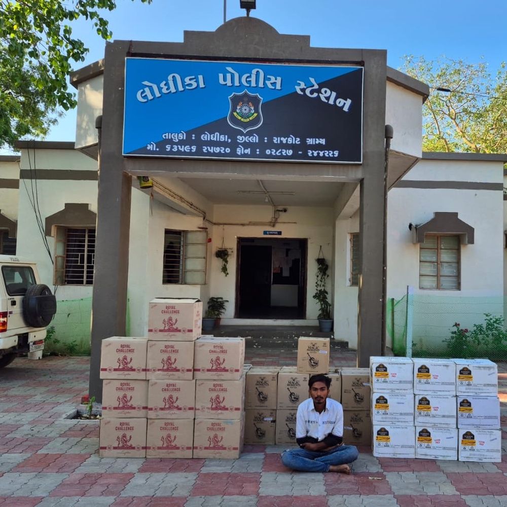 રાજકોટ રેન્જ IGએ મહિલા PI સહિત 6 પોલીસકર્મીઓને સસ્પેન્ડ કર્યા:માખાવડમાં એક ફાર્મ હાઉસ પર SMCનો દરોડો, ₹11.26 લાખનો દારૂ ઝડપાયો