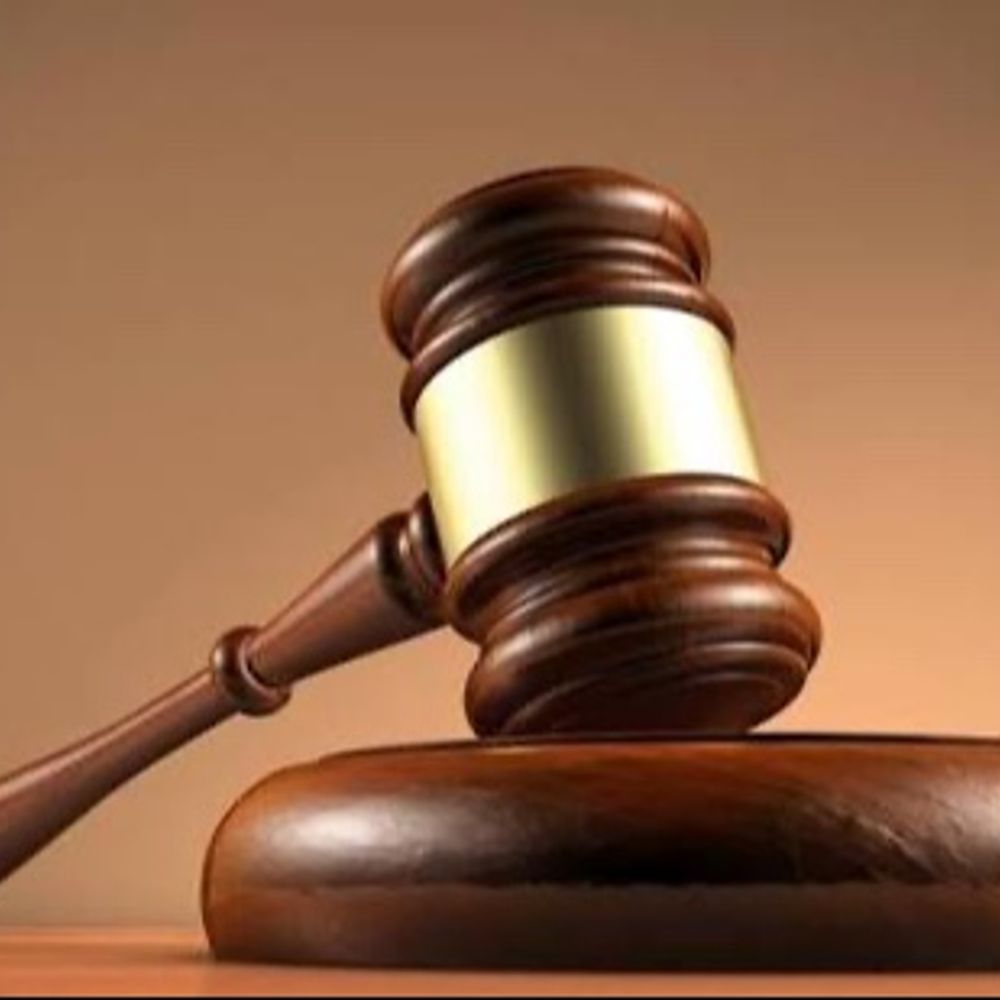 પ્રથમ લગ્નની વિગતો છુપાવનાર પતિને ત્રણ વર્ષની કેદ:અપરિણિત હોવાનું કહી કોર્ટ મેરેજ કર્યા, સંતાન થયા બાદ પ્રથમ પત્નીના ડાયવોર્સ પેપર મળી આવતા ભાંડો ફૂટ્યો