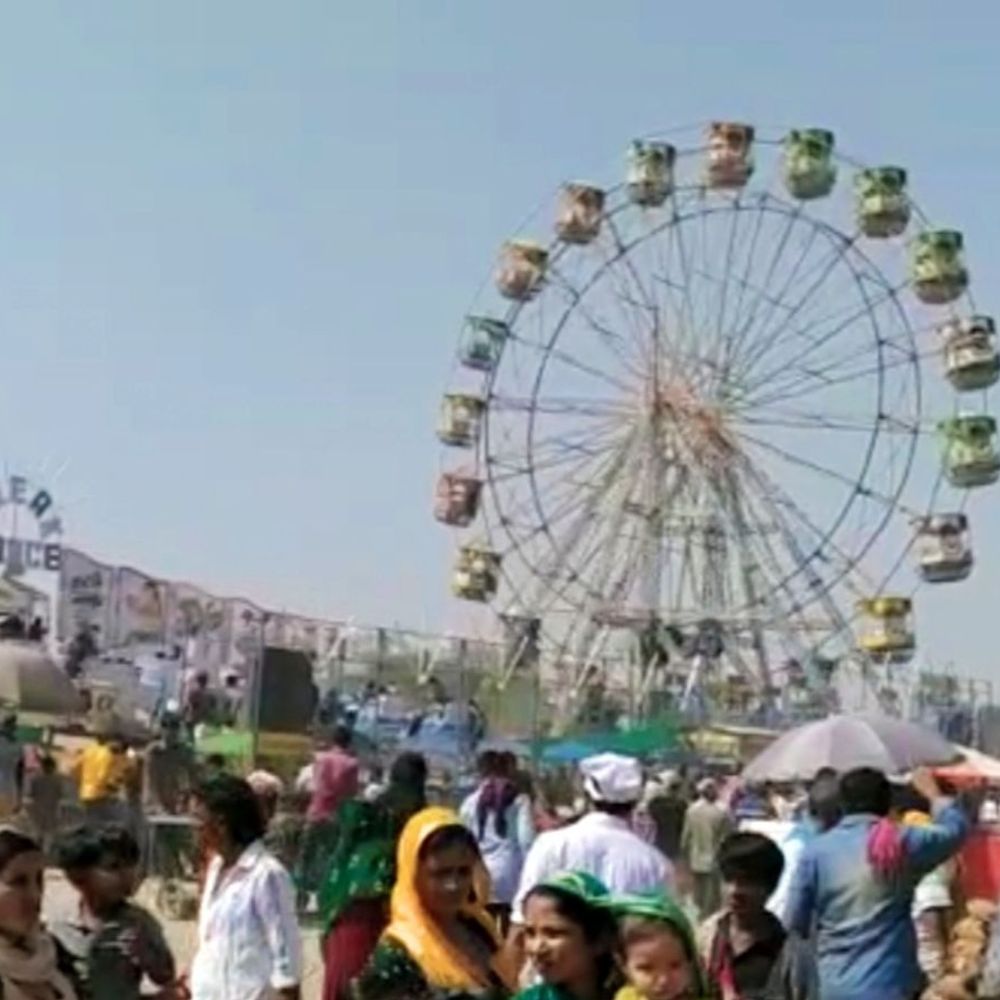 હાજીપીર મેળામાં ભીડ: STને 329 ટ્રીપથી 22 લાખની આવક.