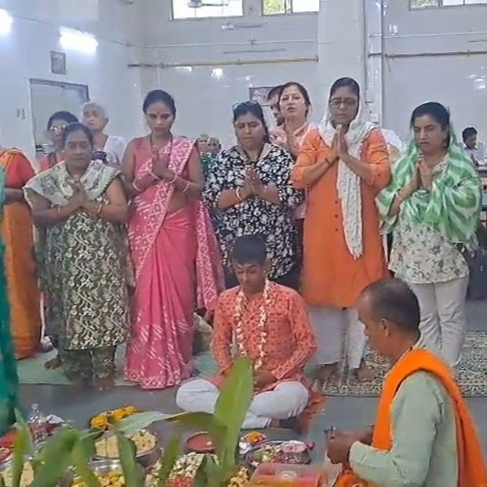 ભરૂચના વડીલોના આશ્રમમાં સત્યનારાયણ કથાનું આયોજન:સંસ્કૃતિ સમાજ સેવા સંસ્થાન ટ્રસ્ટ દ્વારા ભક્તિમય માહોલ સર્જાયો