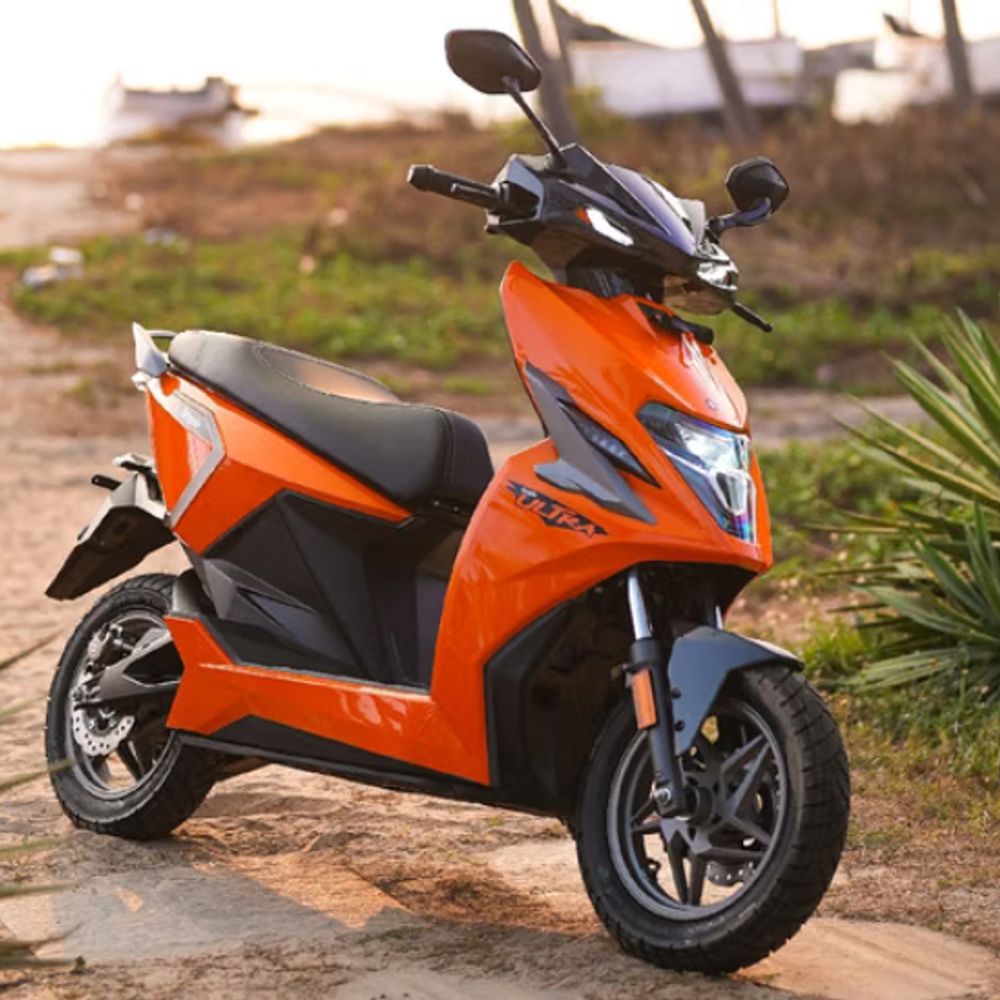 સિમ્પલ અલ્ટ્રા સ્કૂટર: 400km રેન્જ, દેશનું સૌથી વધુ રેન્જ આપતું ઈ-સ્કૂટર લોન્ચ, ફીચર્સ અને કિંમત જાણો.