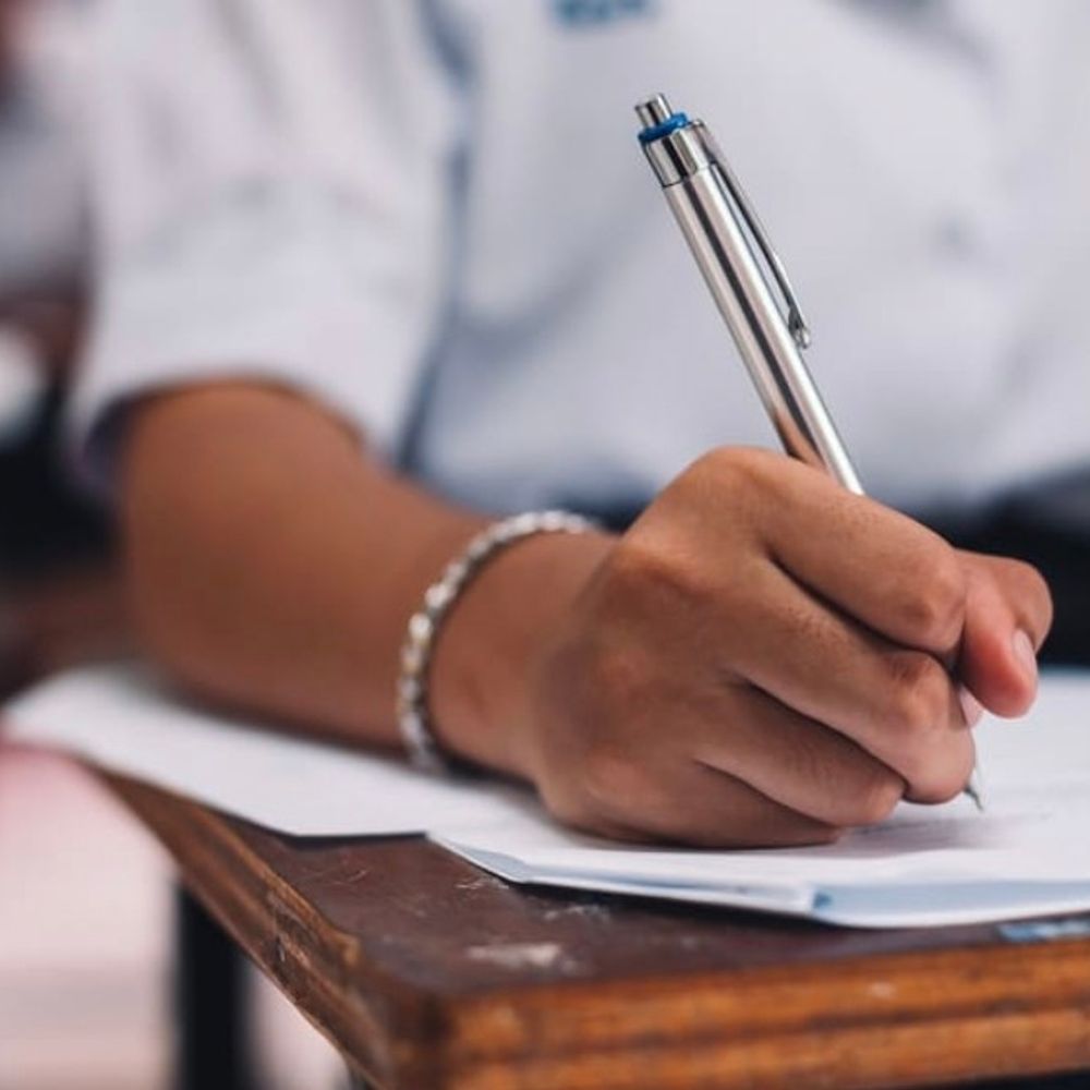 મહીસાગરમાં NEET-2026 પરીક્ષા માટે જાહેરનામું:કાયદો અને વ્યવસ્થા જાળવવા અધિક જિલ્લા મેજિસ્ટ્રેટનો આદેશ, 3મે ના રોજ યોજાશે પરીક્ષા