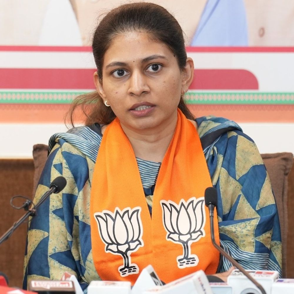 નારી શક્તિ વંદન બિલ રોકાતા ભાજપનો કોંગ્રેસ પર પ્રહાર:70 કરોડ મહિલાઓના સપનાઓ પર ઘા, રક્ષા ખડસે અને ભૂપેન્દ્ર પટેલે કર્યો આક્ષેપ