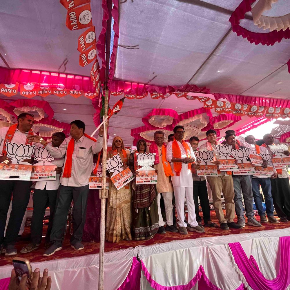 અલ્પેશ ઠાકોરે વડગામ-પાલનપુરમાં સભાઓ સંબોધી:ઠાકોર મતદારોને રીઝવવા પ્રયાસ, કોંગ્રેસના 200 કાર્યકરો BJPમાં જોડાયા