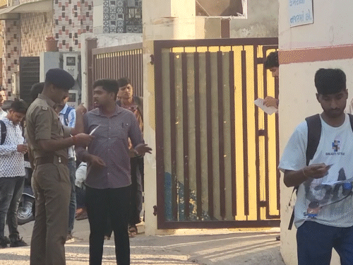 PSI ની 858 જગ્યા માટે લેખિત પરીક્ષા, 45 હજારથી વધુ ઉમેદવારો અને પરિણામ વહેલું જાહેર થાય તો ફાયદો.