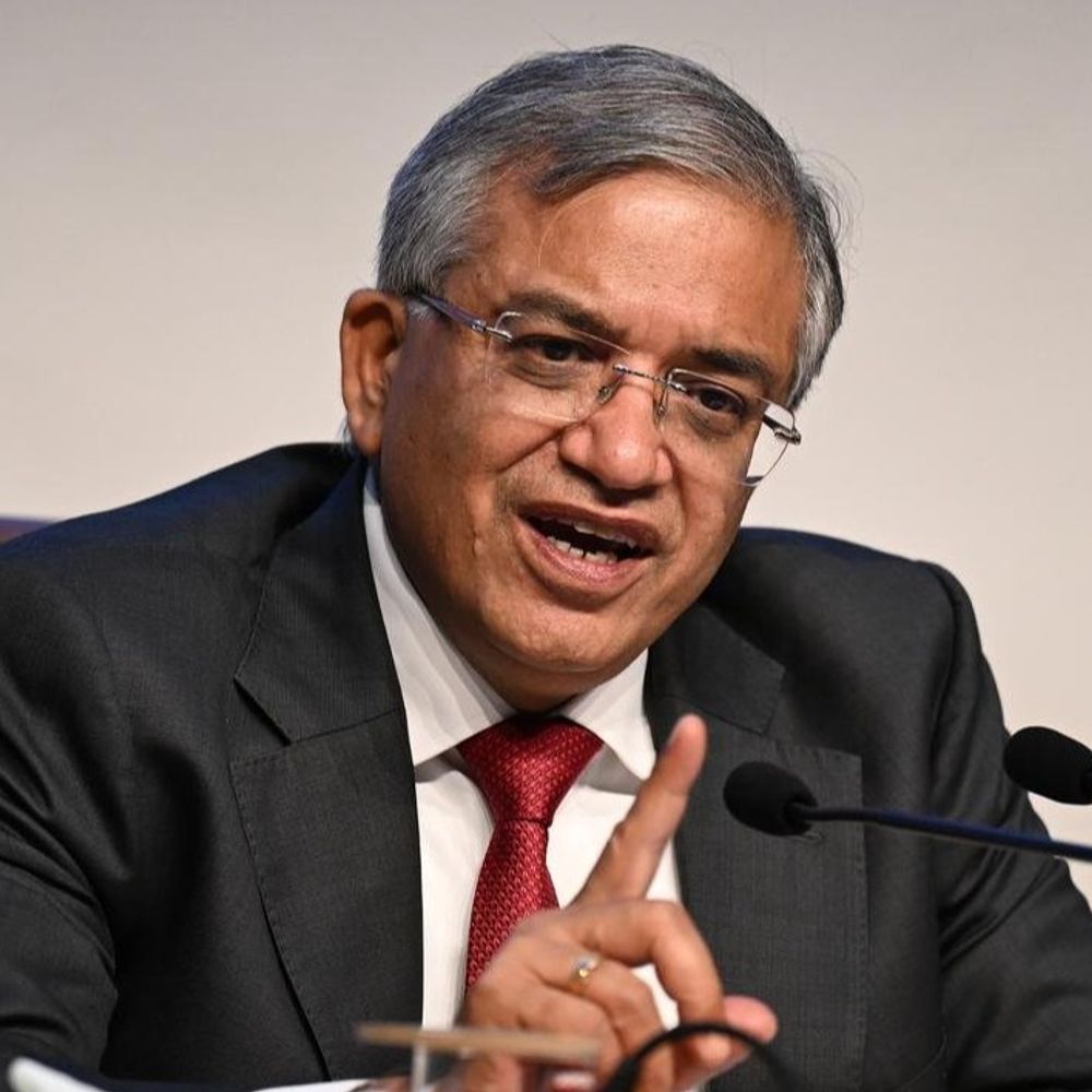 મુખ્ય ચૂંટણી કમિશનરને હટાવવાની તૈયારીમાં વિપક્ષ:ફરીથી નોટિસ આપશે, માર્ચમાં એકવાર રદ થઈ ચૂકી છે; હવે 200 સાંસદોનું સમર્થન એકત્ર કરશે