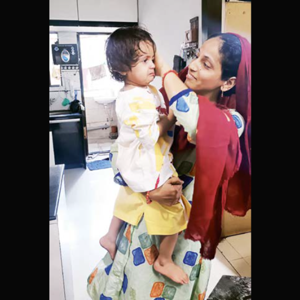 અડાજણમાં દરવાજો લોક થતા બાળકી ફસાઈ: ફાયર રેસ્ક્યુ