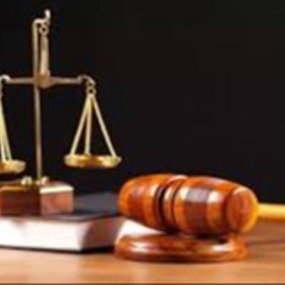 માનસિક દિવ્યાંગ સગીરા પર દુષ્કર્મ આચરનારને 20 વર્ષની કેદ:ગાંધીનગરમાં રહેતી કિશોરીને ચોકલેટની લાલચ આપી હવસનો શિકાર બનાવી હતી, પોક્સો કોર્ટનો ચુકાદો