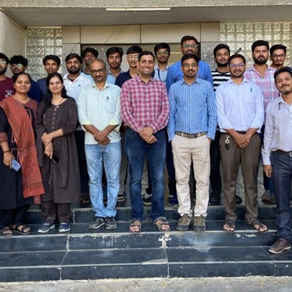 દાહોદ એન્જિનિયરિંગ કોલેજમાં સેમિકન્ડક્ટર ટેકનોલોજી પર એક્સપર્ટ લેક્ચર.