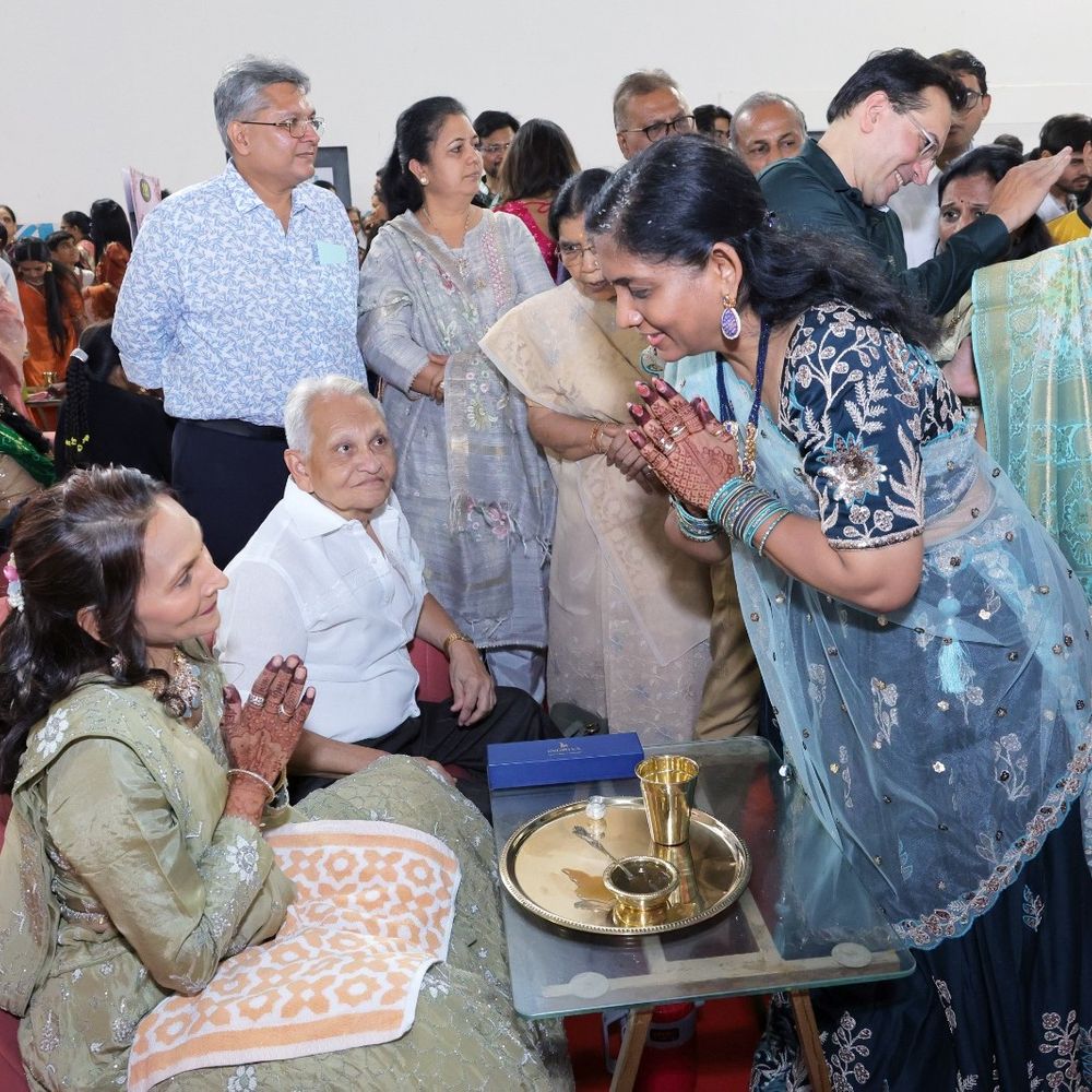 સુરતમાં 423 વર્ષિતપ પારણા મહોત્સવ યોજાયો:શ્રી ઉમરા શ્વે.મૂ.પૂ. જૈન સંઘે પંચાહિકા જિનભક્તિ મહોત્સવનું આયોજન કર્યું