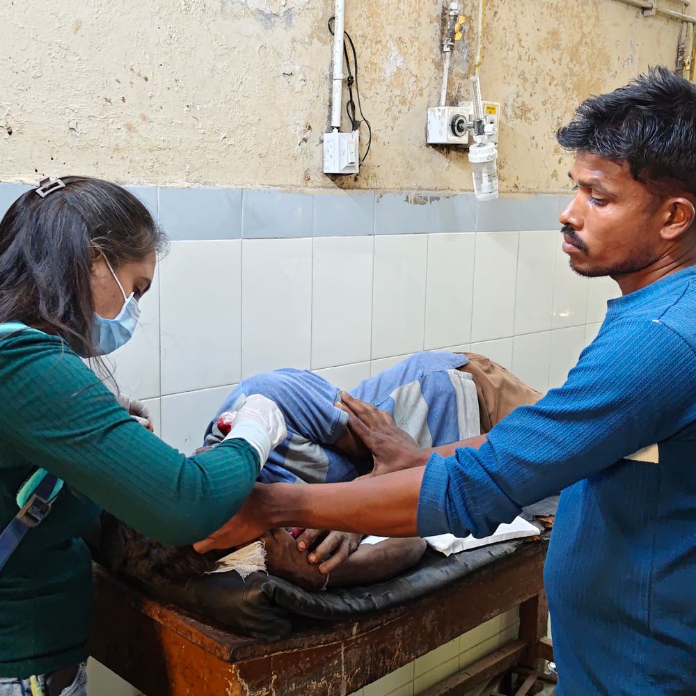 ખેતરમાં કામ કરતા યુવકનો કાન છૂટો પડ્યો:કાલોલના વાટા રીછીયા ગામે લોખંડની એંગલ વાગતા ગંભીર ઈજા