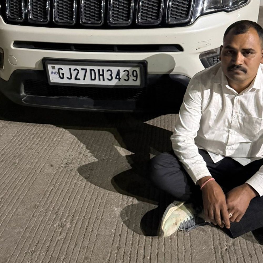 અરવલ્લી LCB એ 1608 બોટલ વિદેશી દારૂ ઝડપ્યો:નાંદીસણ સીમમાંથી દારૂ ભરેલી કોમ્પાસ જીપ પકડી, એક ઝડપાયો