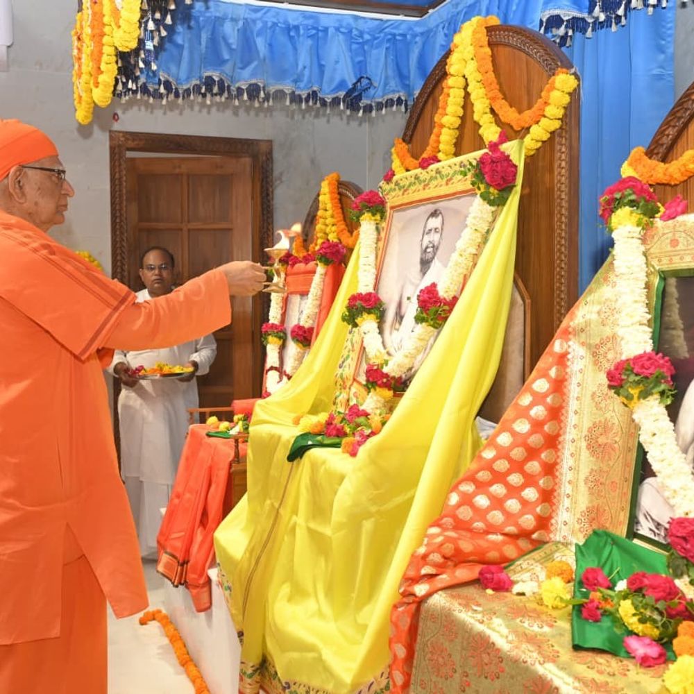 ધરમપુરમાં શ્રી રામકૃષ્ણ મંદિરનું ઉદ્ઘાટન અને લોકાર્પણ:સ્વામી નિખિલેશ્વરાનંદએ વિદ્યાર્થીઓ માટે પ્રેરણા કેન્દ્ર ગણાવ્યું