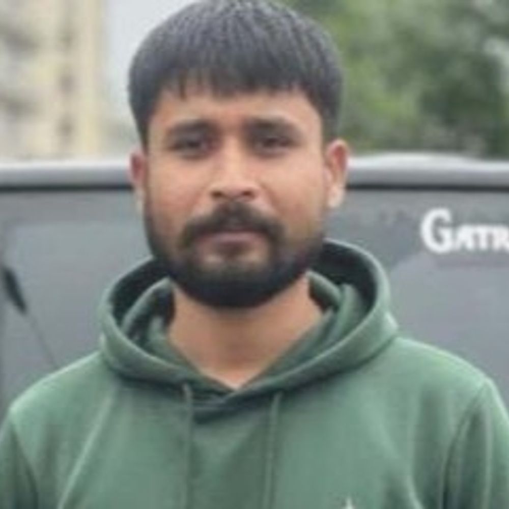 રાજકોટમાં રફતારનાં કહેરે યુવકનો ભોગ લીધો:એરપોર્ટ ગાર્ડન નજીક પુરપાટ ઝડપે આવેલા બાઈકની બીજા બાઈક સાથે જોરદાર ટક્કર થતા માતા-પિતાના એકના એક પુત્રનું મોત