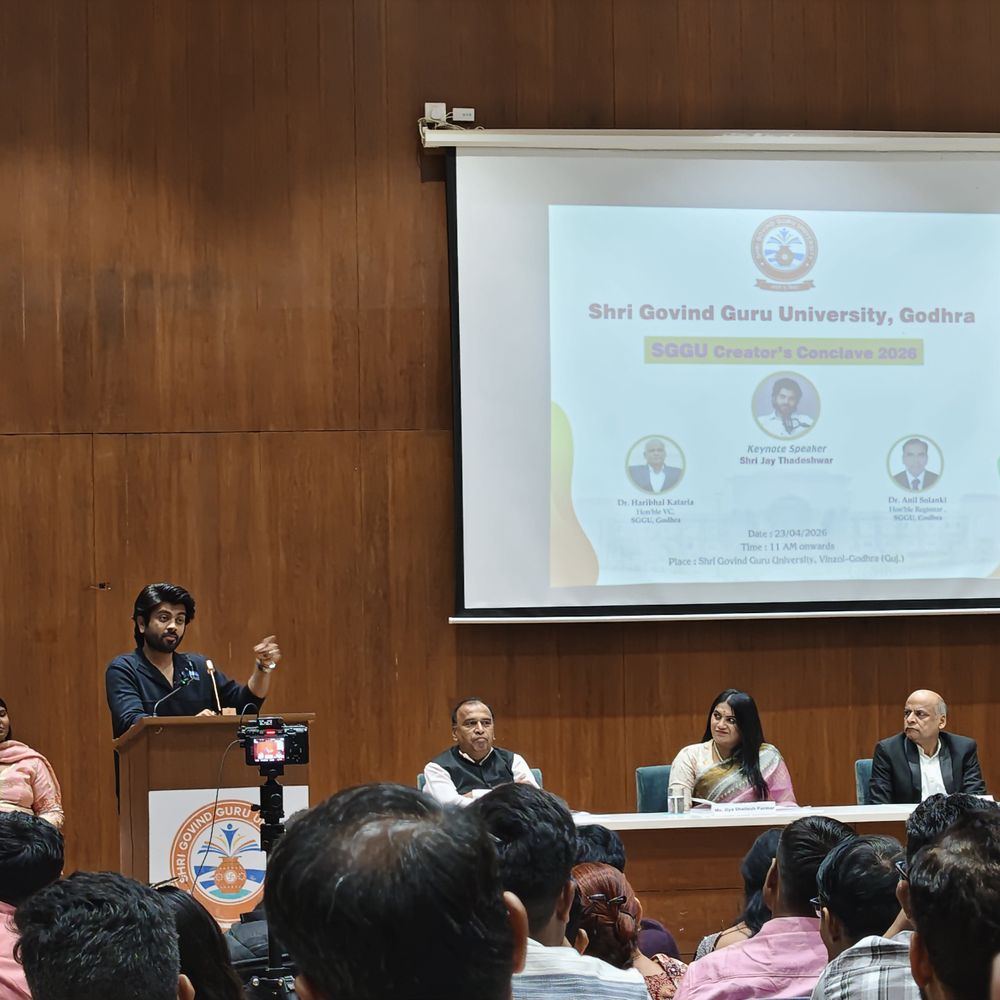 ગોધરાની શ્રી ગોવિંદ ગુરુ યુનિવર્સિટીમાં ક્રિએટર કોન્ક્લેવ યોજાયો:યુટ્બરે જય થડેશ્વરે ડિજિટલ કન્ટેન્ટ પર માર્ગદર્શન આપ્યું