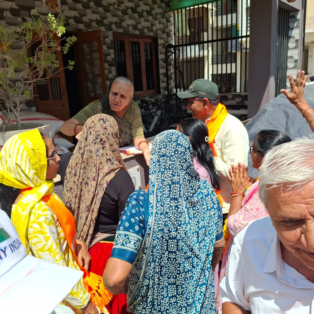 મહેસાણામાં ઉમેદવારો મતદારોને રીઝવવા એડીચોટીનું જોર