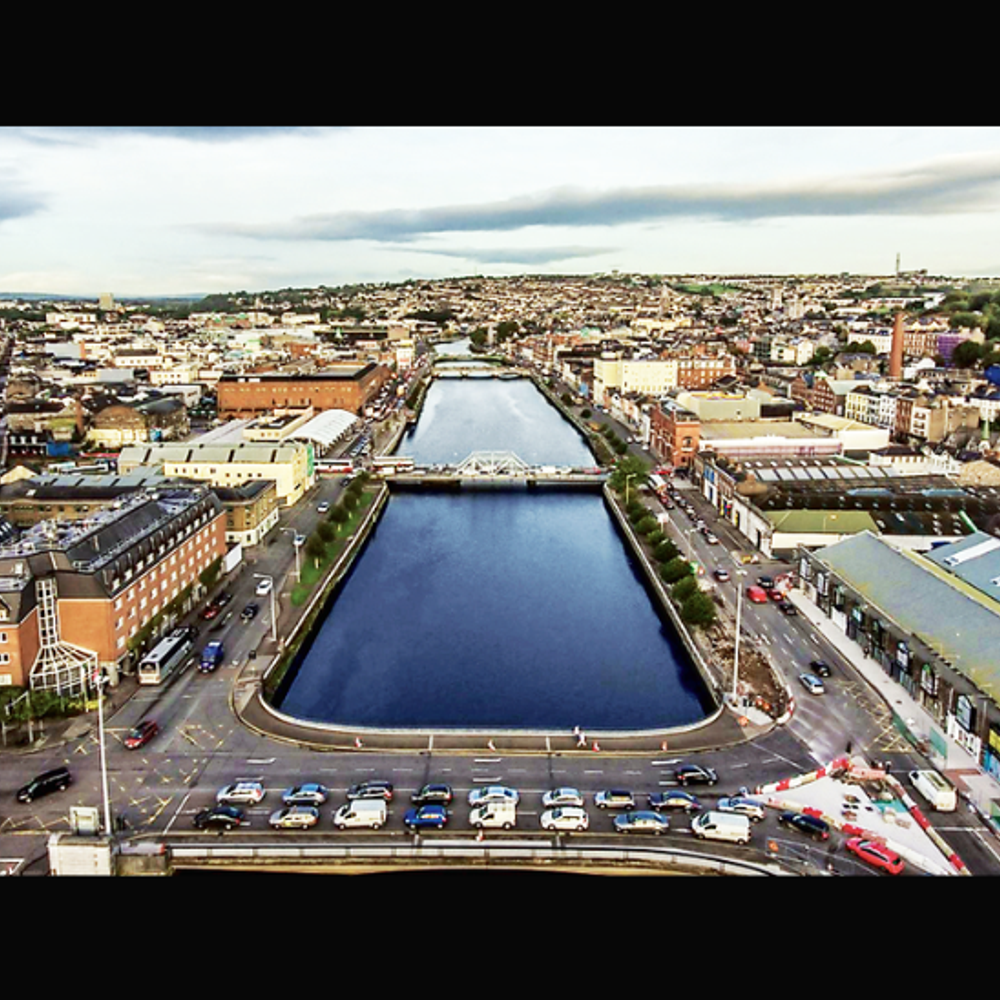 આયર્લેન્ડ: એમરાલ્ડ ટાપુ