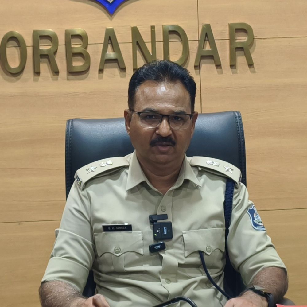 પોરબંદરમાં સ્થાનિક સ્વરાજ્ય ચૂંટણી માટે પોલીસનો ચુસ્ત બંદોબસ્ત:મતદારોને નિર્ભય બની મતદાન કરવા અપીલ