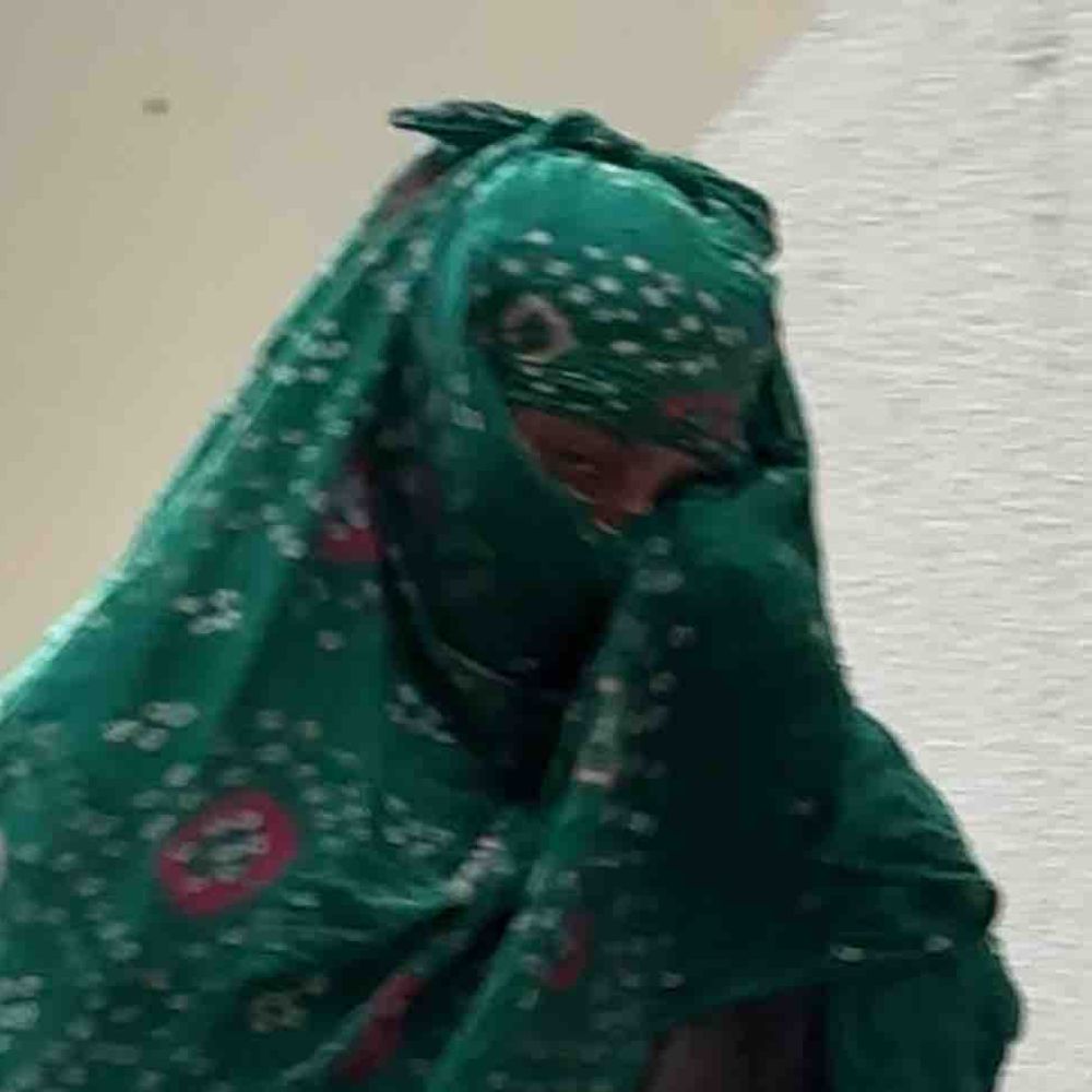 પાટણમાં બાળ તસ્કરી કેસની મહિલા આરોપીનાં જામીન નામંજુર:પિતાના ઓપરેશન અને ભત્રીજાના લગ્નના બહાને 15 દિવસના જામીન માંગ્યા હતા