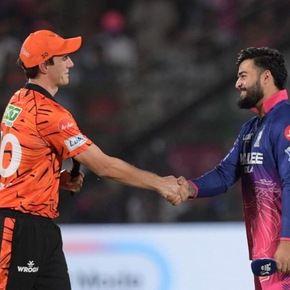 વૈભવ સૂર્યવંશીએ પહેલી ઓવરમાં સતત ચાર છગ્ગા ફટકાર્યા:યશસ્વી જયસ્વાલ આઉટ; SRH માટે પેટ કમિન્સ પરત ફર્યો