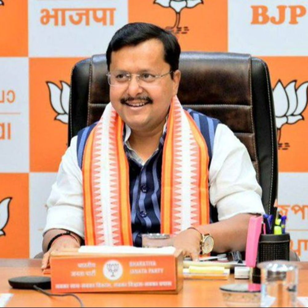 ભાજપ અધ્યક્ષ નીતિન નવીનની ટીમમાં 33% મહિલાઓ હશે:સંસદીય બોર્ડથી સચિવ સ્તર સુધી ફોર્મ્યુલા લાગુ; રાષ્ટ્રીય કારોબારીમાં 100થી વધુ મહિલાઓને સ્થાન