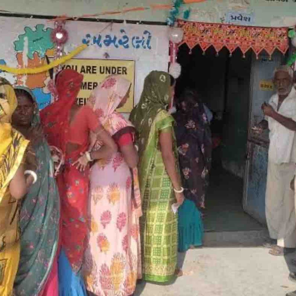અમરેલીમાં સ્થાનિક સ્વરાજ્યની ચૂંટણી માટે મતદાન શરૂ.
