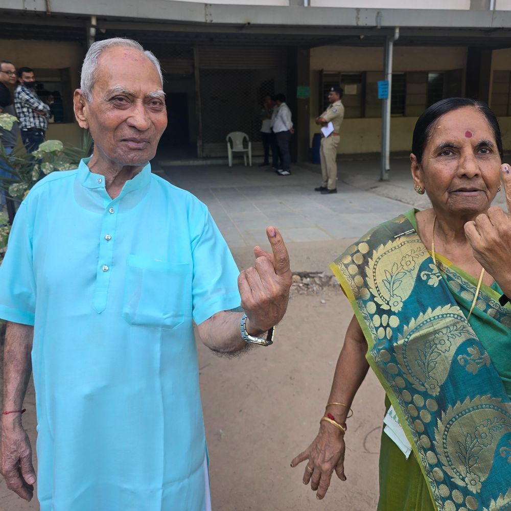 પૂર્વ વિસ્તારમાં મહિલાઓનું ઓછું મતદાન:ગોમતીપુરમાં સૌથી વધુ 70.43 અને નવરંગપુરામાં સૌથી ઓછું 41.31 ટકા મતદાન; અમદાવાદમાં 19.69 લાખ લોકોએ મતાધિકારનો ઉપયોગ કર્યો