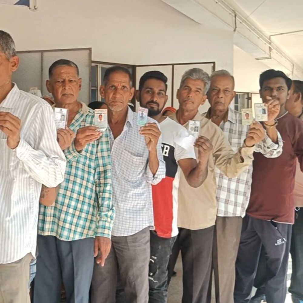 વોર્ડવાર મતદાનના આધારે હારજીતના રાજકીય ગણિતો મંડાયા:કોની કેટલી બેઠકો આવશે, કોનું બોર્ડ બનશે?; વડોદરામાં મતગણતરીની એક દિવસ પહેલા એક જ ચર્ચા