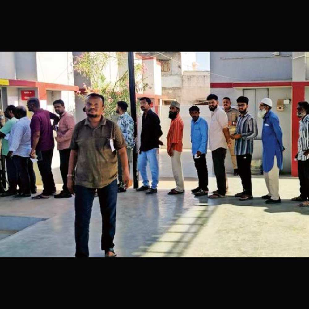 ભુજમાં આકરી ગરમીમાં 43.8° તાપમાને 53.7% મતદાન.