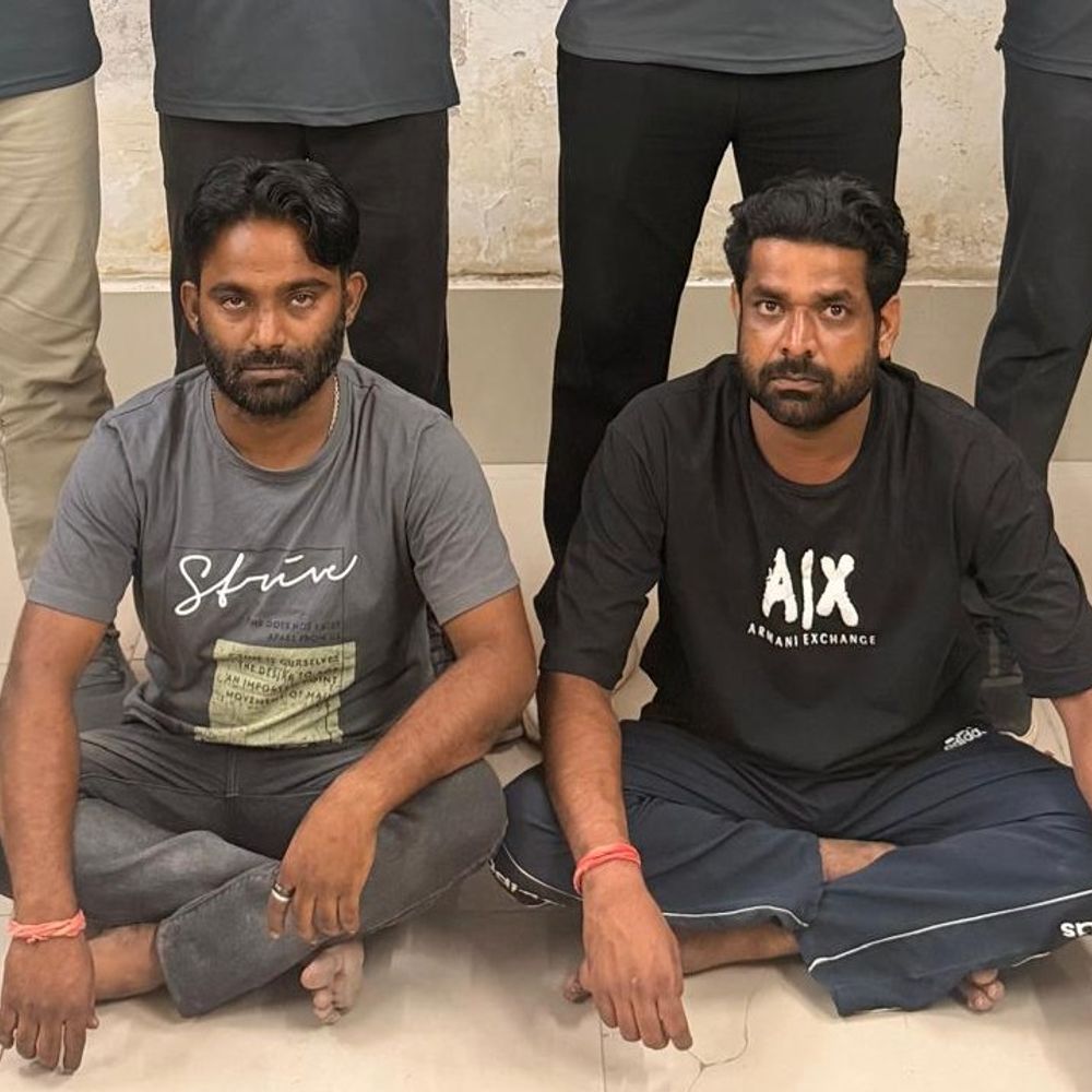 રાજસ્થાનના બે કૂખ્યાત ગેંગસ્ટરની અમદાવાદમાંથી ધરપકડ:ગેંગવોરમાં નઇમ ઠોકર ગેંગે જાવેદ દાત ગેંગના શખસની હત્યા કરી'તી, બંને પર 10 હજારનું ઇનામ હતું