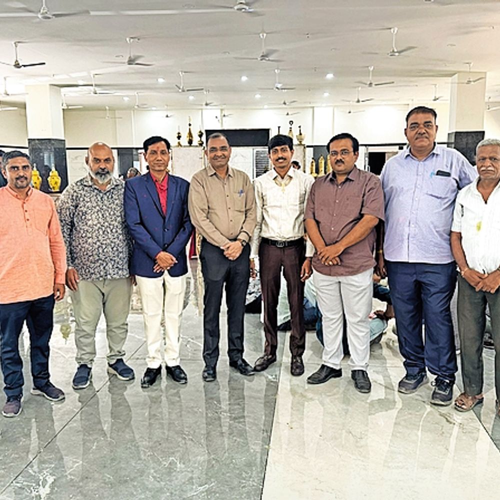 હોસ્પિટલને દાન:ડો.જગદીશ ત્રિવેદીના કાર્યક્રમમાં ‎ટીંબીની હોસ્પિટલને 1 કરોડનું દાન‎