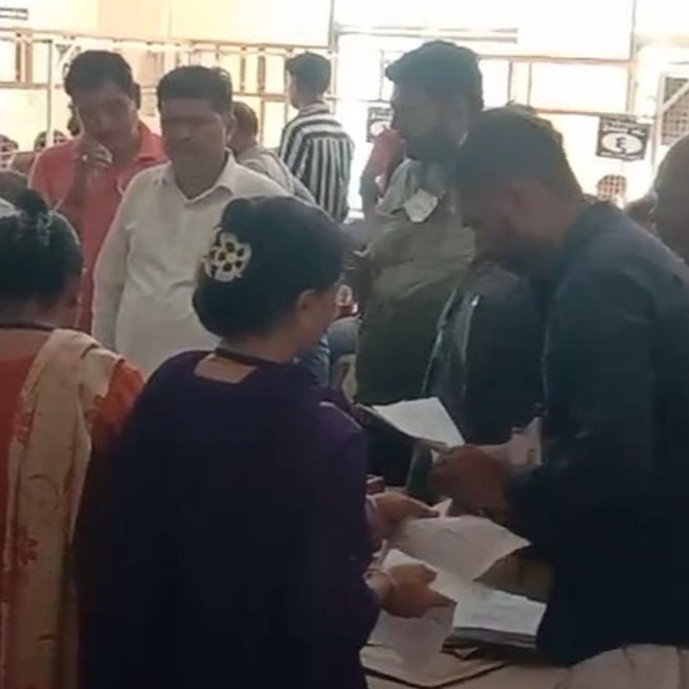 સ્થાનિક ચૂંટણી મતદાન:જૂનાગઢ જિલ્લામાં લોકશાહીનો જંગ: 10 કેન્દ્રો પર સ્થાનિક સ્વરાજ્યની ચૂંટણીની મતગણતરી શરૂ, જિલ્લા-તાલુકા પંચાયતના ભાવિનો આજે ફેંસલો