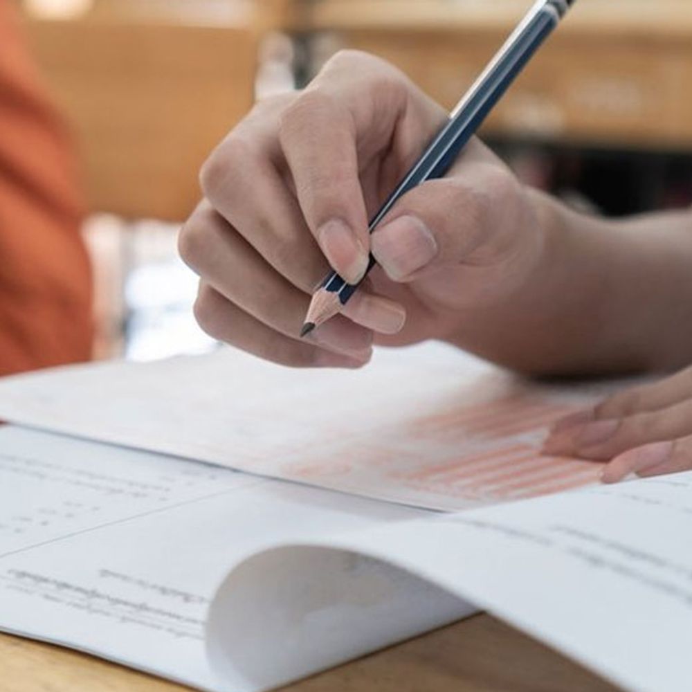 પંચાયત સેવા વર્ગ-3ની 1948 જગ્યાઓ પર ભરતી:20 મે સુધી ઓનલાઈન અરજી કરી શકશો, લેબોરેટરી ટેક્નિશનથી લઈ જુનિયર ફાર્માસિસ્ટ સહિત વિવિધ કેડરમાં તક