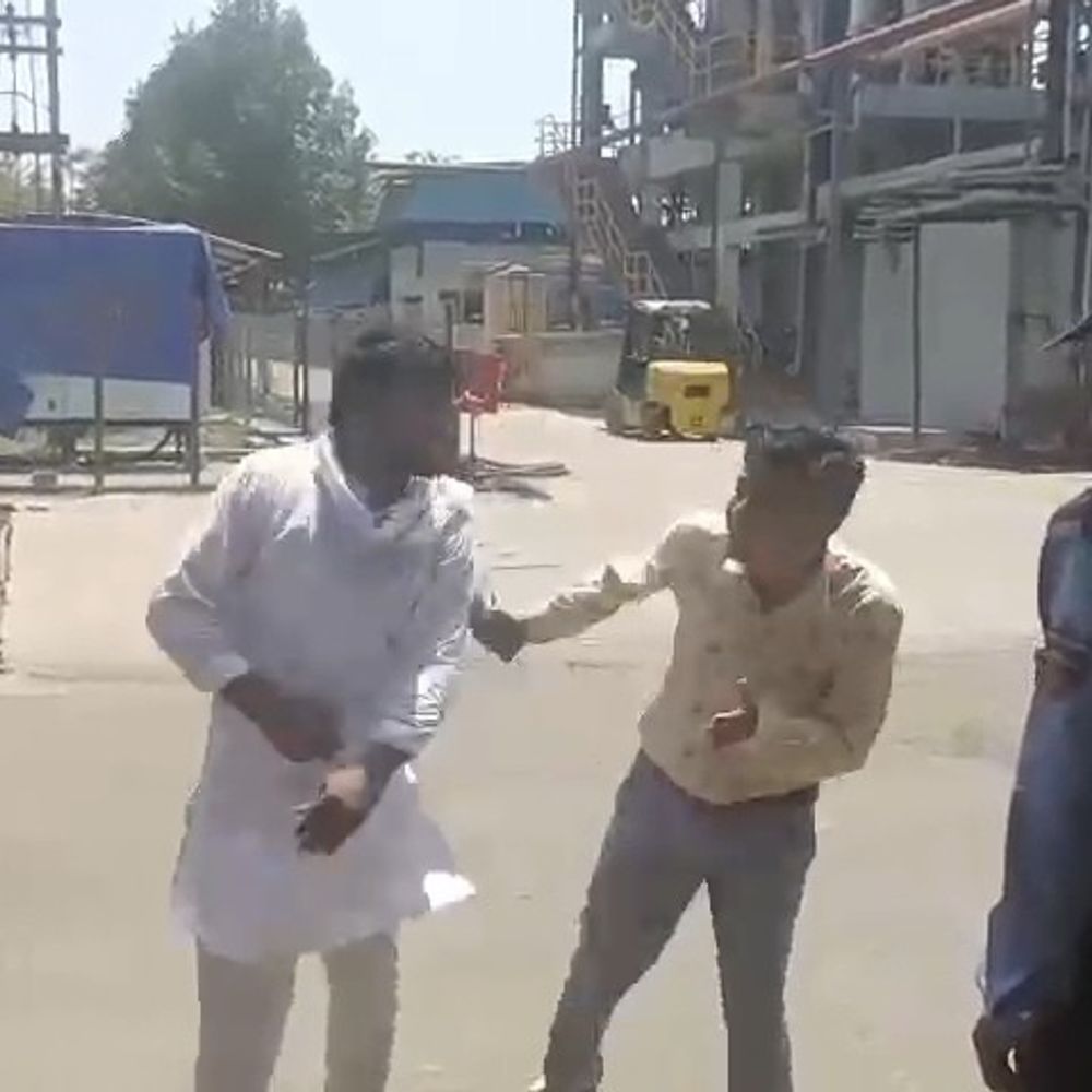 'લાફા કાંડ' બાદ ચૈતર વસાવા સામે ફરિયાદ:ટ્રેસપાસિંગ, મારામારીના ગુના નોંધાયા; MLAએ કહ્યું- 'જેલોથી અમે ડરવાવાળા નથી, પુરી તૈયારી સાથે જશું પણ કામદારોને ન્યાય અપાવીશું'