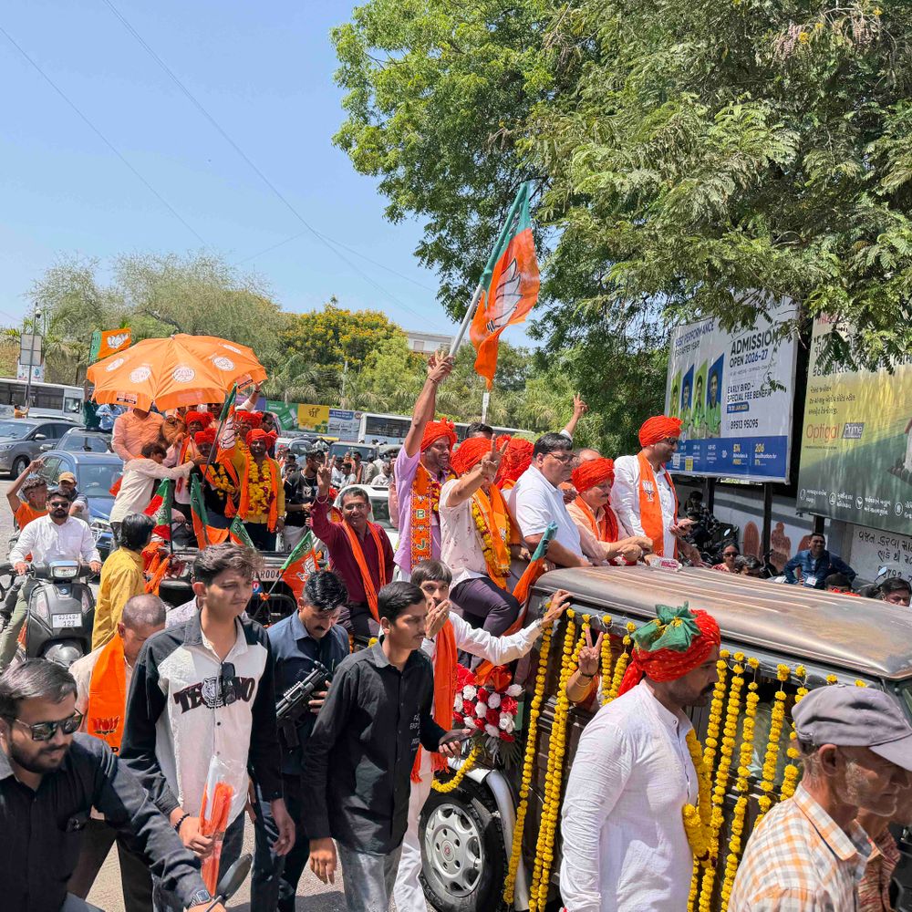 ભાજપના ધૂંરધરો પ્રચારથી દૂર રહ્યા, ધારાસભ્યોએ લાજ બચાવી:અમરેલીમાં સ્થાનિક સ્વરાજની ચૂંટણીમાં આંતરિક વિખવાદની ચાડી ખાધી, બગસરામાં AAPએ લપડાક આપી