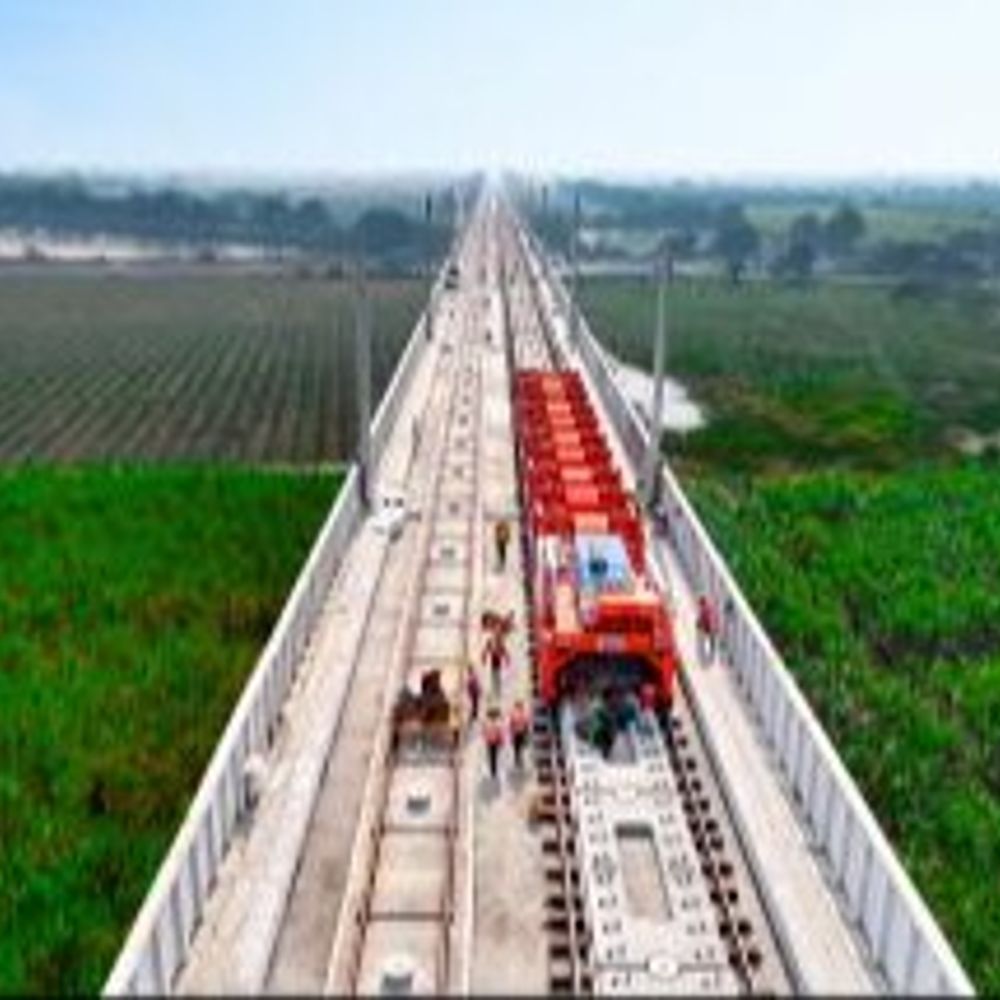 અમદાવાદ-મુંબઈ બુલેટ ટ્રેન હવે ‘મેઇડ ઇન ઇન્ડિયા’ તરફ!:ટેસ્ટિંગ-મેન્ટેનન્સ કામગીરી સ્વદેશી કંપની કરશે, સુરતમાં VGRC 2026 સંમેલન સાથે ઇન્ફ્રાસ્ટ્રક્ચર અને ઇનોવેશનને નવી દિશા