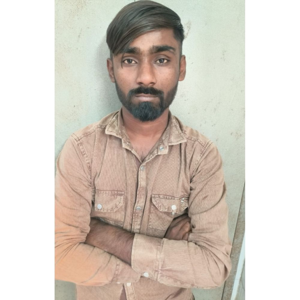 લૂંટ આચરનાર ઝડપાયો:મોરબીમાં લિફ્ટ માગવાના બહાને વેપારીને ‎છરી બતાવી લૂંટનાર શખ્સ પકડાયો‎