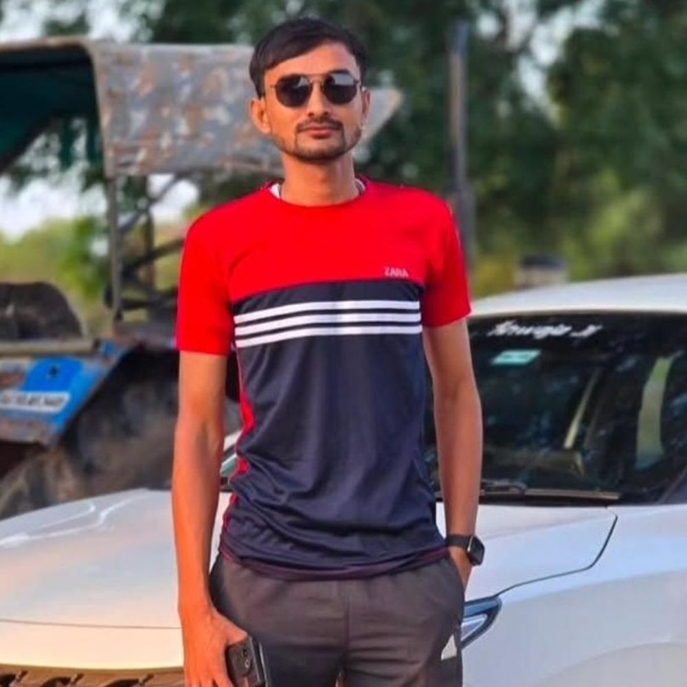 અકસ્માતમાં બાળકી બાદ પિતાનું પણ મૃત્યુ:જામનગરમાં પૂરઝડપે આવતી કારે બાઈકને ટક્કર મારી હતી, પરિવાર પર શોક છવાયો