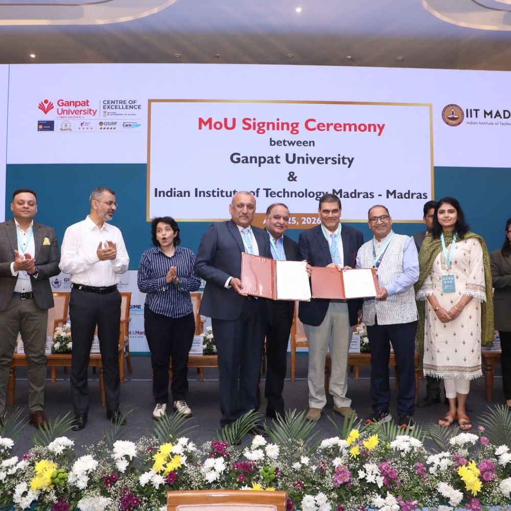 CHRO કોન્કલેવ-2026 નું આયોજન:એચઆર વિશે બે પુસ્તક અને એક કોર્સના બ્રોશરનું વિમોચન કરાયું