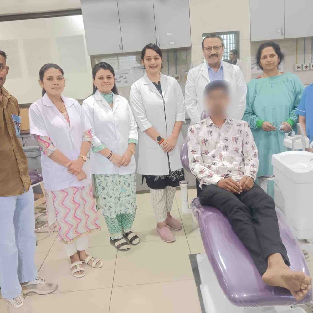 પાલનપુર સિવિલમાં જડબાની જટિલ સર્જરી સફળ:એક વર્ષથી પીડાતા યુવકની પાણી ભરાયેલી ગાંઠ દૂર