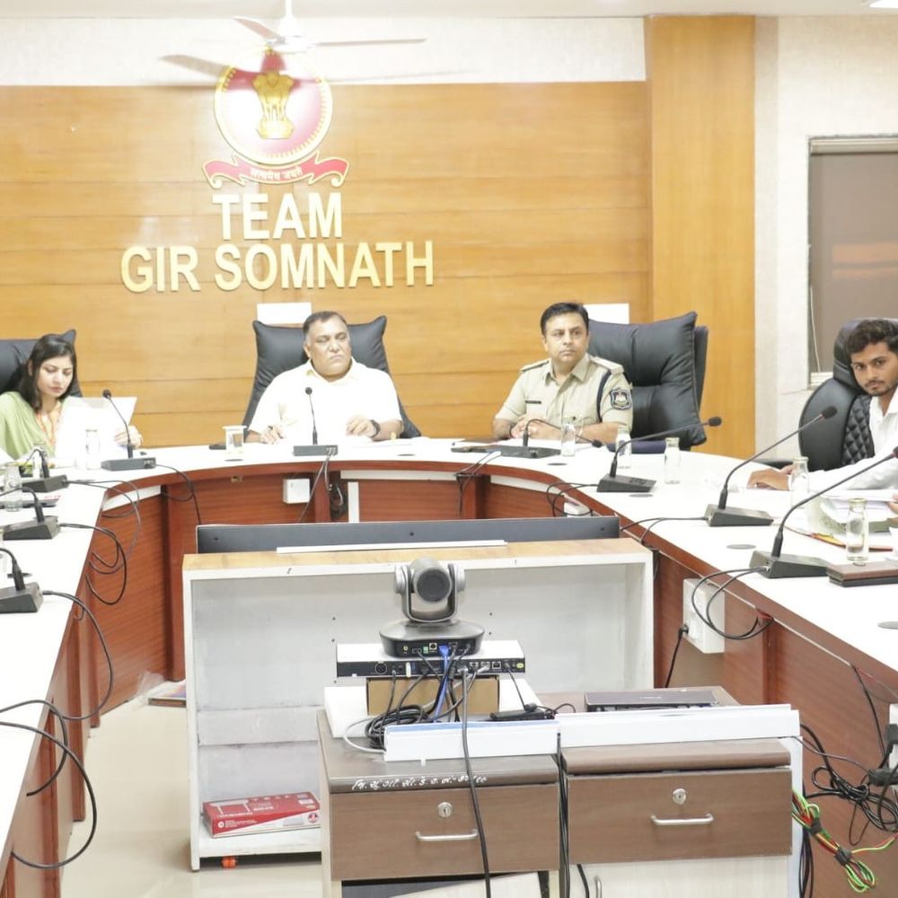 ગીર સોમનાથમાં સ્વાગત કાર્યક્રમ યોજાયો:કલેક્ટરે નાગરિકોની સમસ્યાઓના તાત્કાલિક નિરાકરણની તાકીદ કરી