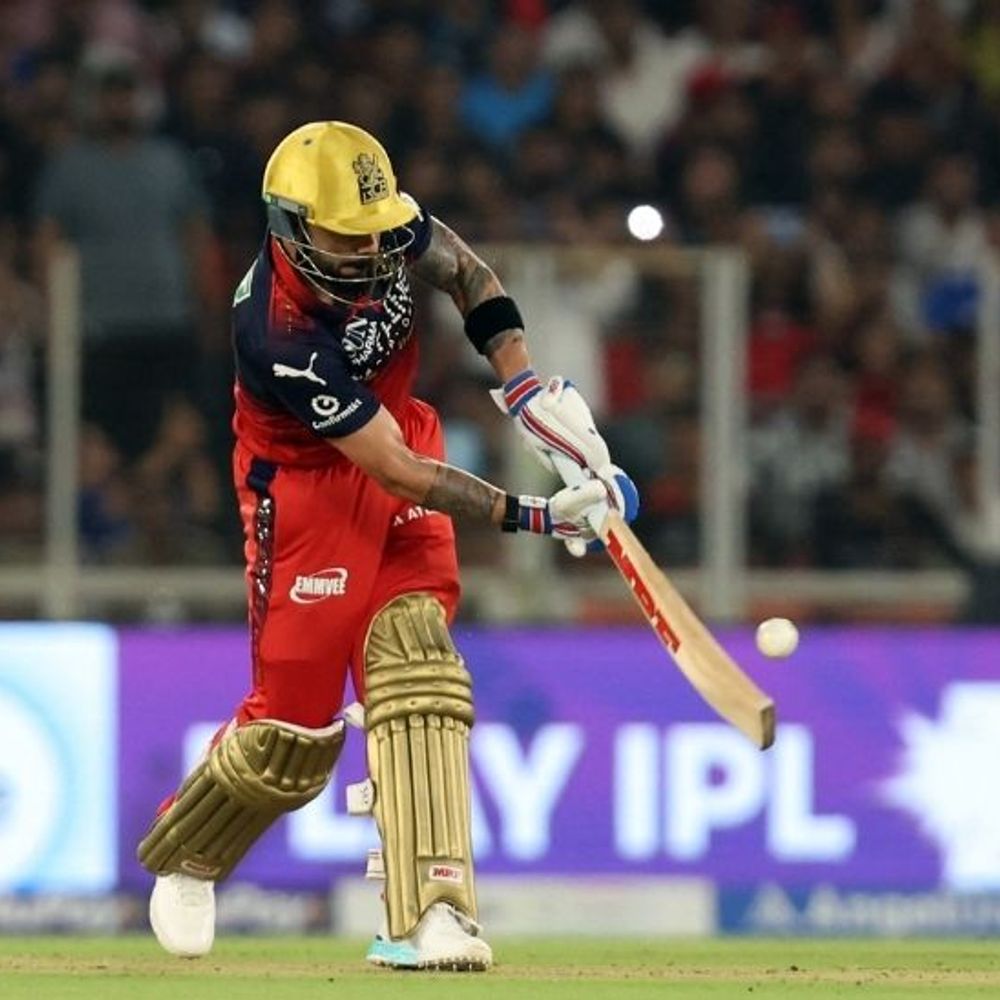 અમદાવાદમાં કોહલીનો ફ્લોપ શો:RCBએ ત્રીજી વિકેટ ગુમાવી, કોહલી-બેથેલ બાદ પાટીદાર આઉટ, ગુજરાતના અરશદ ખાનને વિકેટ મળી