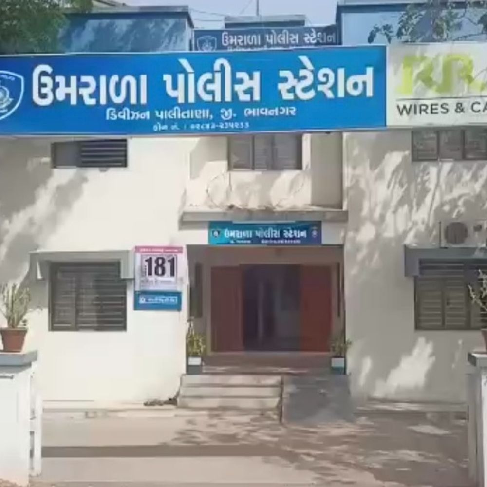 ઉમરાળામાં રેઢીયાર ખુંટીયાને ઘર તરફ તગેડ્યા હોવાની આશંકા રાખી:પિતા અને બે પુત્ર ઉપર મહિલા સહિત પાંચનો હિંસક હુમલો, પિતા-પુત્રોને ભાવનગર સારવારમાં ખસેડાયા, એકને જીવલેણ ઈજા