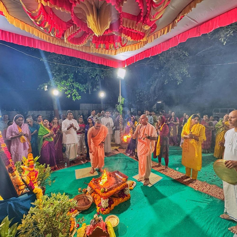 વડોદરામાં નરસિંહ ચતુર્દશી મહોત્સવની ઉજવણી:હરેકૃષ્ણ મૂવમેન્ટ દ્વારા ભક્તિભાવ અને શ્રદ્ધા સાથે કરાઈ