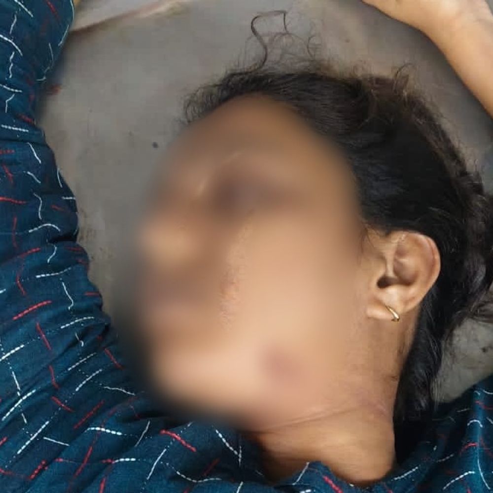 26 વર્ષીય પરિણીતાએ ગળેફાંસો ખાઈ જિંદગી ટૂંકાવી:બે સંતાનોએ માતાની છત્રછાયા ગુમાવી, આપઘાતનું કારણ અકબંધ; સેક્ટર-6ના વીર ભગતસિંહ નગરનો બનાવ