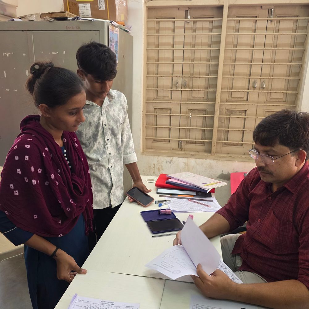 હિંમતનગરની હિંમત હાઈસ્કૂલમાં પરિણામ જાહેર:1345 વિદ્યાર્થીને માર્કશીટ અપાઈ, ઉનાળુ વેકેશન શરૂ