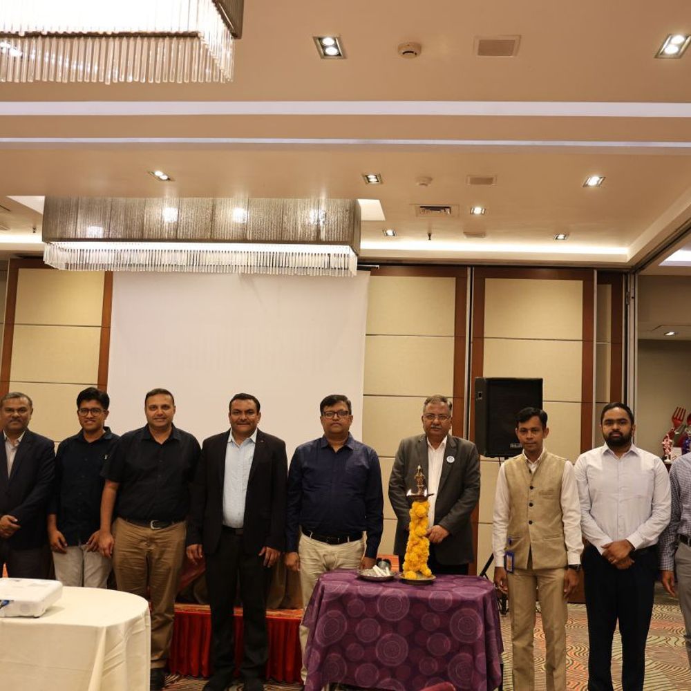 વડોદરામાં ADIT કોલેજનું ભૂતપૂર્વ વિદ્યાર્થી સંમેલન:ઉદ્યોગો સાથે MOU, પ્રોજેક્ટ્સ માટે ₹8.4 લાખની સહાય
