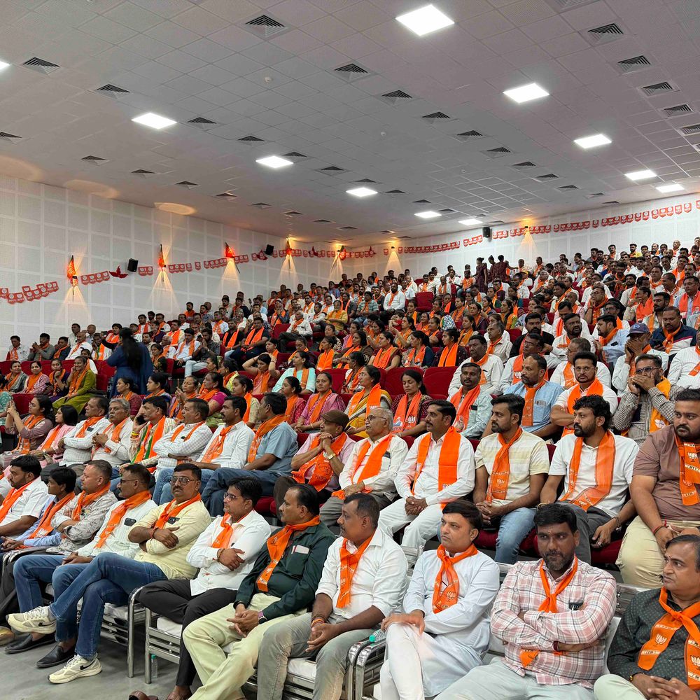 અમરેલીમાં ભાજપનો વિજય ઉત્સવ, અભિવાદન કાર્યક્રમ યોજાયો:ઉર્જા મંત્રી કૌશિક વેકરિયા સહિતના નેતાઓ ઉપસ્થિત રહ્યા